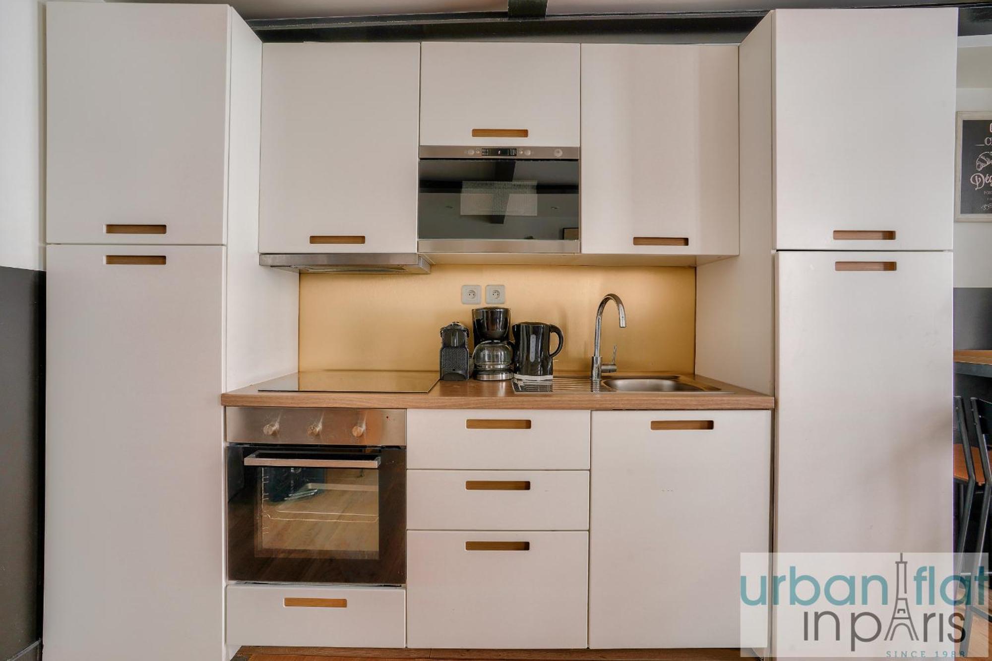 Appartement 13 Luxury Flat Eiffel Design 2